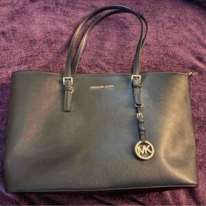Michael Kors Black Jet Set Travel Tote